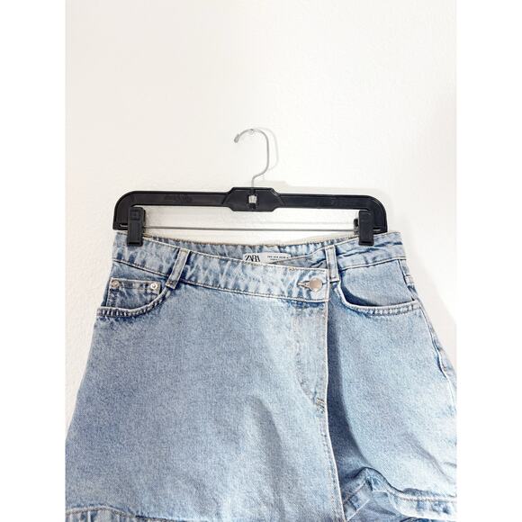 Zara Denim Wrap Skort Size Small Light Wash Minimalist Classic 5862/154/427 - Picture 4 of 11